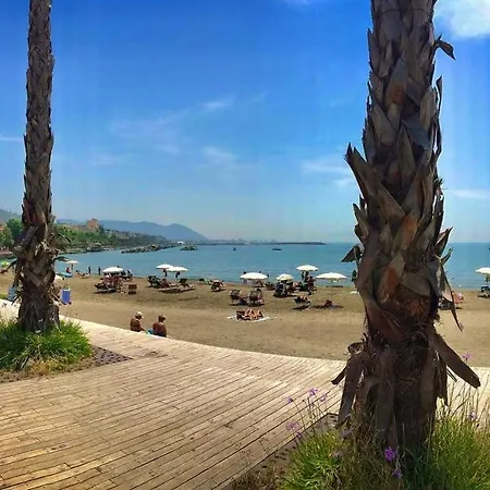 Mareluna Crescent - Luxury Seafront Experience Salerno Exterior photo