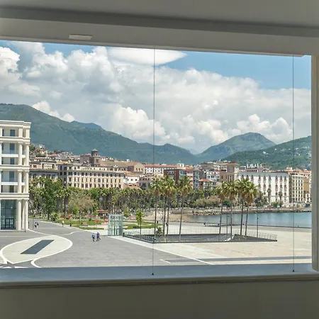 Mareluna Crescent - Luxury Seafront Experience Salerno Exterior photo