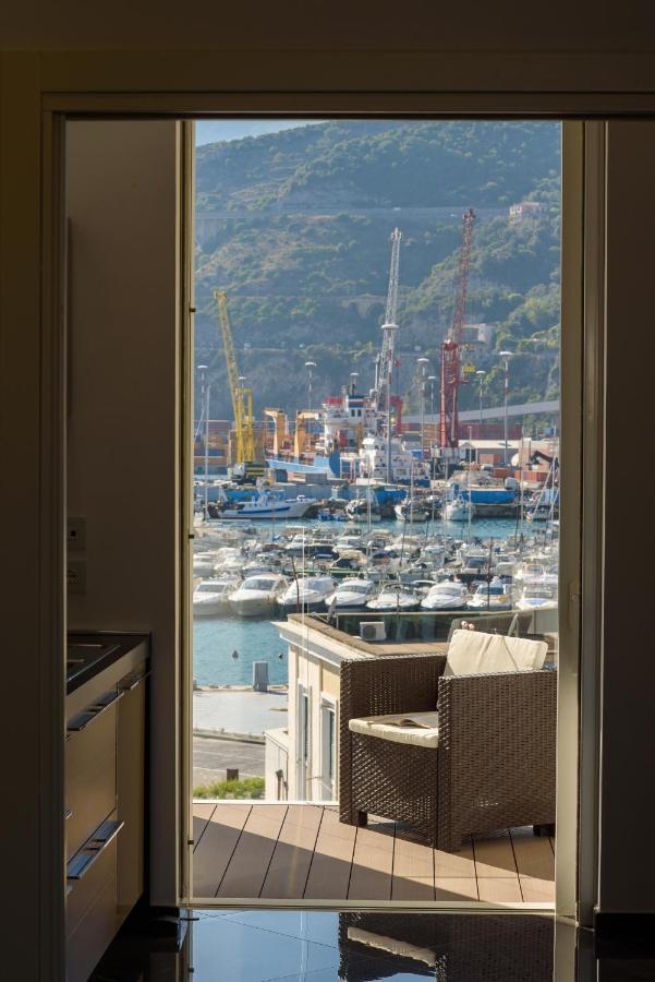 Mareluna Crescent - Luxury Seafront Experience * Salerno